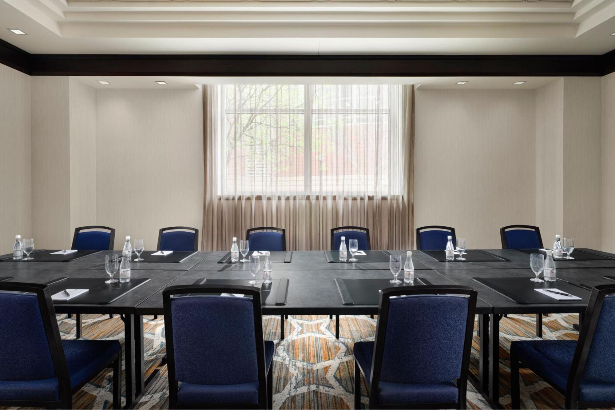Louisville Marriott Downtown Kültér fotó